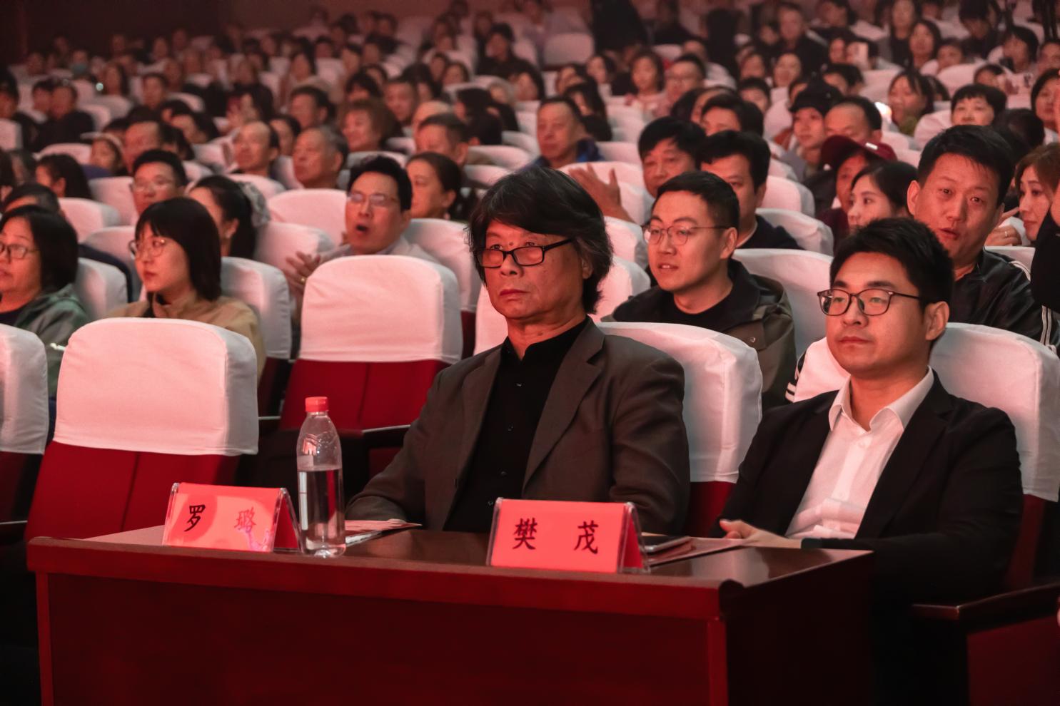 江蘇鳳靈樂器有限公司 江蘇鳳靈樂器有限公司